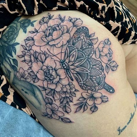 under booty tattoo|336 Comical Butt Tattoos To Try Out This Year